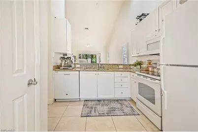 3505 Avion Woods Ct #904, Naples, FL 34104 - Photo 4
