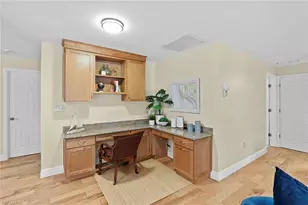 675 Harbour Dr, Naples, FL 34103 - Photo 16