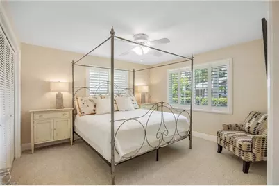 675 Harbour Dr, Naples, FL 34103 - Photo 20