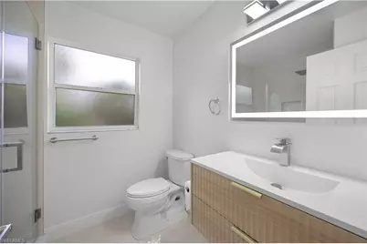 12960 Eagle Pointe Cir, Fort Myers, FL 33913 - Photo 22