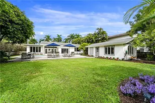 134 16th Ave S, Naples, FL 34102 - Photo 2