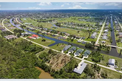 225 Boundary Blvd, Rotonda West, FL 33947 - Photo 2