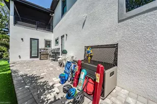 4064 Full Moon Ct, Naples, FL 34112 - Photo 10