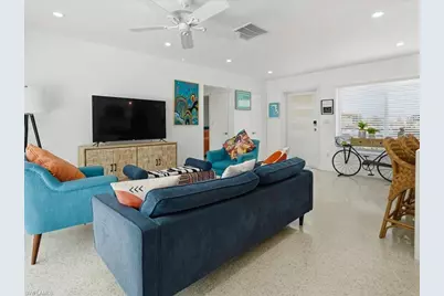 1206 Martinique Ct, Marco Island, FL 34145 - Photo 8
