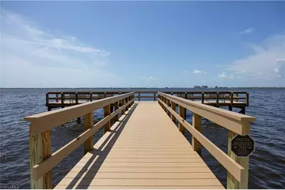 1901 Clifford St #1402, Fort Myers, FL 33901 - Photo 6