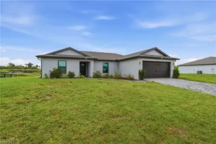 811 Gen Chesty Puller Ct, Labelle, FL 33935 - Photo 2