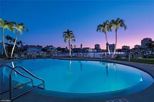 400 Park Shore Dr, Naples, FL 34103 - Photo 14