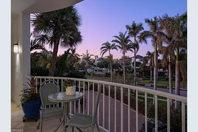 400 Park Shore Dr #303, Naples, FL 34103 - Photo 12