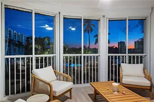 400 Park Shore Dr, Naples, FL 34103 - Photo 2