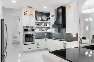 3440 Runaway Ln, Naples, FL 34114 - Photo 6