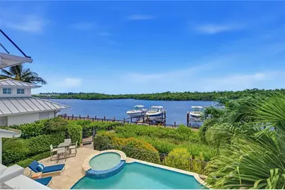 185 15th St S, Naples, FL 34102 - Photo 22