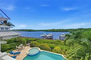 185 15th St S, Naples, FL 34102 - Photo 22