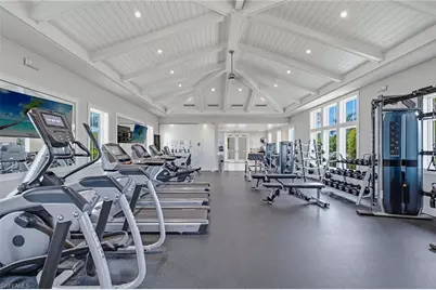 185 15th St S, Naples, FL 34102 - Photo 26
