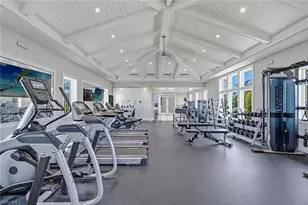 185 15th St S, Naples, FL 34102 - Photo 26