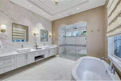 185 15th St S, Naples, FL 34102 - Photo 12