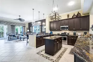 2826 Tiburon Blvd E, Naples, FL 34109 - Photo 6