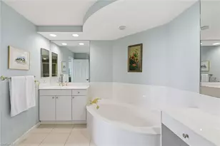 420 Cove Tower Dr, Naples, FL 34110 - Photo 20