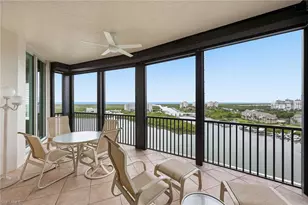 420 Cove Tower Dr, Naples, FL 34110 - Photo 24