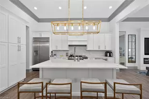3245 Cullowee Ln, Naples, FL 34114 - Photo 2