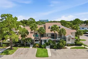 81 Emerald Woods Dr, Naples, FL 34108 - Photo 32