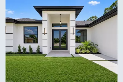 913 Joponica Ave S, Lehigh Acres, FL 33974 - Photo 4