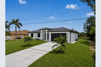 913 Joponica Ave S, Lehigh Acres, FL 33974 - Photo 2