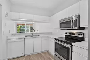 328 Bradstrom Cir, Naples, FL 34113 - Photo 1