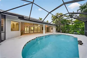 5761 Waxmyrtle Way, Naples, FL 34109 - Photo 2