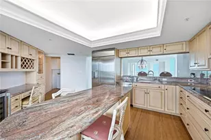 60 Seagate Dr, Naples, FL 34103 - Photo 16