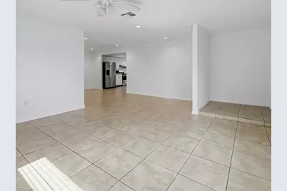 646 99th Ave N, Naples, FL 34108 - Photo 4
