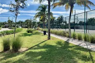 116 Santa Clara Dr, Naples, FL 34104 - Photo 20