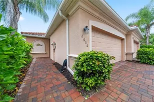 2036 Wellington St, Naples, FL 34120 - Photo 2