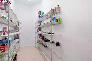 390 12th Ave NW, Naples, FL 34120 - Photo 12