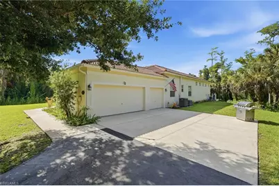 390 12th Ave NW, Naples, FL 34120 - Photo 2
