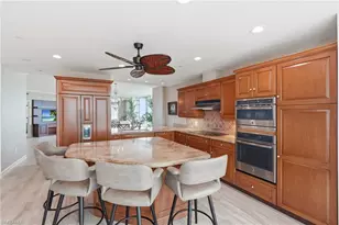 60 Seagate Dr, Naples, FL 34103 - Photo 6