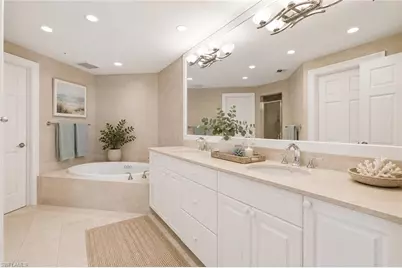 60 Seagate Dr #806, Naples, FL 34103 - Photo 10