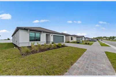 1007 Caloosa Breeze Dr, Labelle, FL 33935 - Photo 1