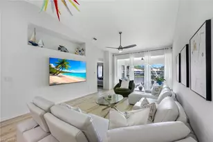 7518 Silver Trumpet Ln, Naples, FL 34109 - Photo 8
