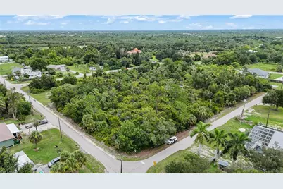 1910 Banana St, Port Charlotte, FL 33980 - Photo 12