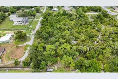 1910 Banana St, Port Charlotte, FL 33980 - Photo 6
