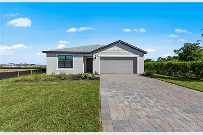 1137 Caloosa Breeze Dr, Labelle, FL 33935 - Photo 2