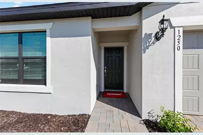 1137 Caloosa Breeze Dr, Labelle, FL 33935 - Photo 4