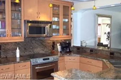 10682 Gulf Shore Dr #C-104, Naples, FL 34108 - Photo 6