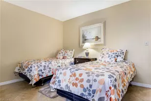 1075 Foxfire Ln, Naples, FL 34104 - Photo 14