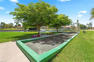 200 Forest Lakes Blvd, Naples, FL 34105 - Photo 24