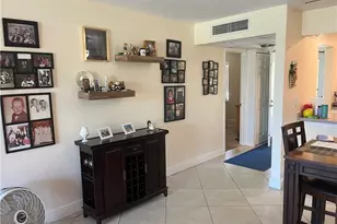 1085 Forest Lakes Dr, Naples, FL 34105 - Photo 12