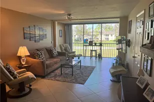 1085 Forest Lakes Dr, Naples, FL 34105 - Photo 10