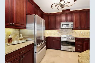 625 6th Ave S #B301, Naples, FL 34102 - Photo 6