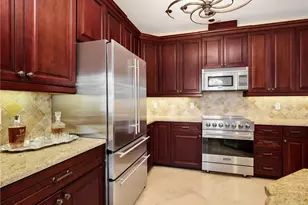 625 6th Ave S, Naples, FL 34102 - Photo 6