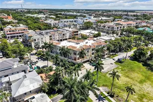 625 6th Ave S, Naples, FL 34102 - Photo 28
